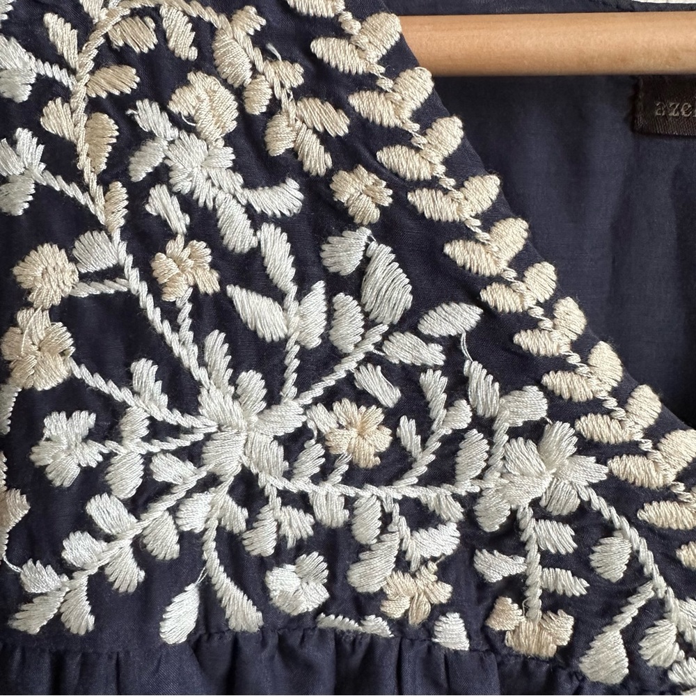 Embroidered Top - Picture 5 of 6